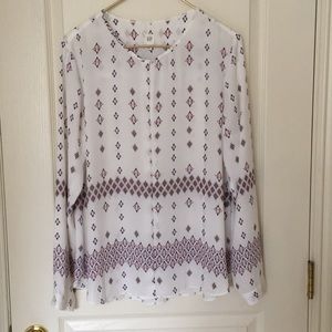 Gap diamond ♦️ print blouse